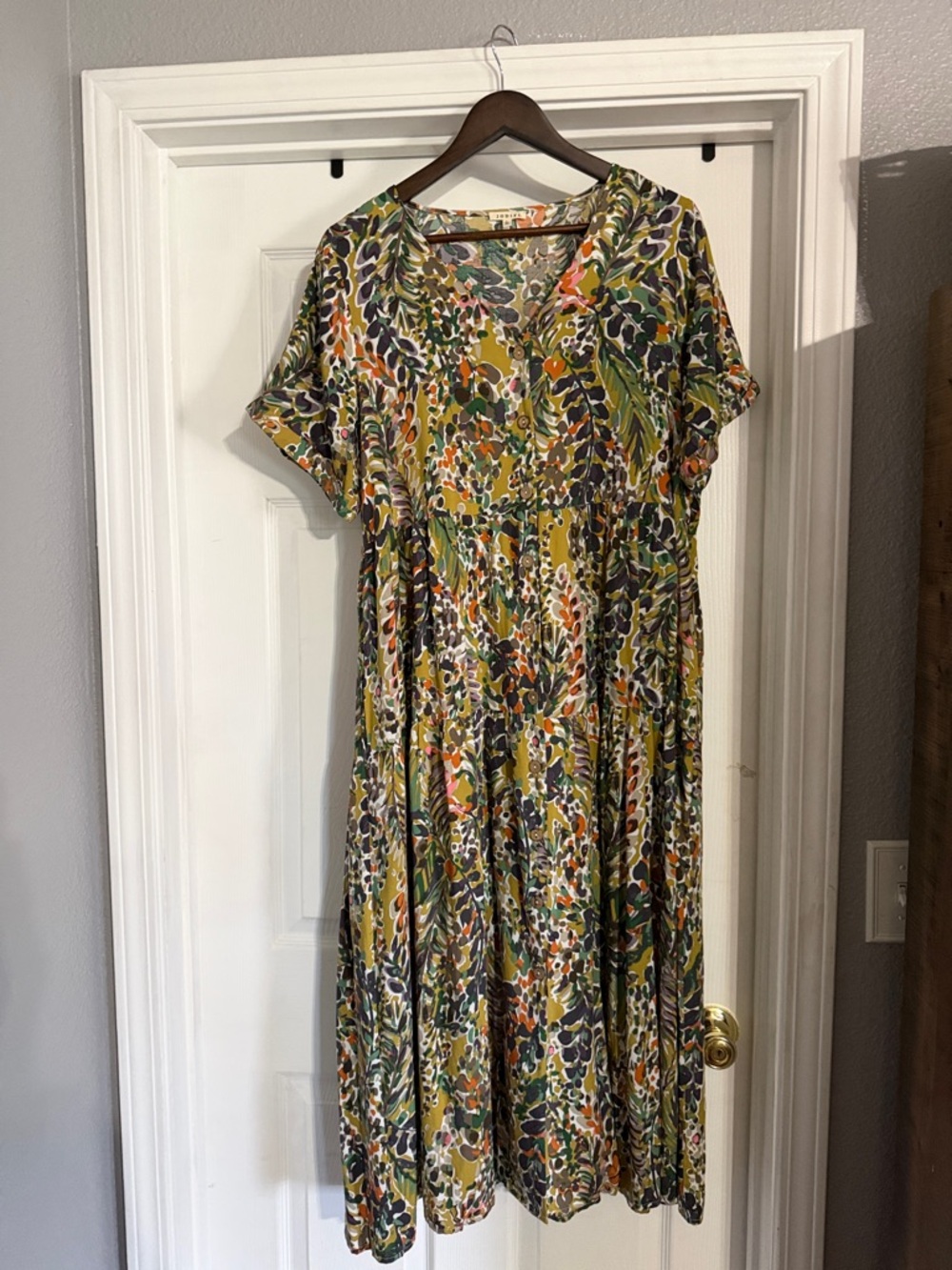 Women’s Green Floral Print Short Sleeve Midi Dress